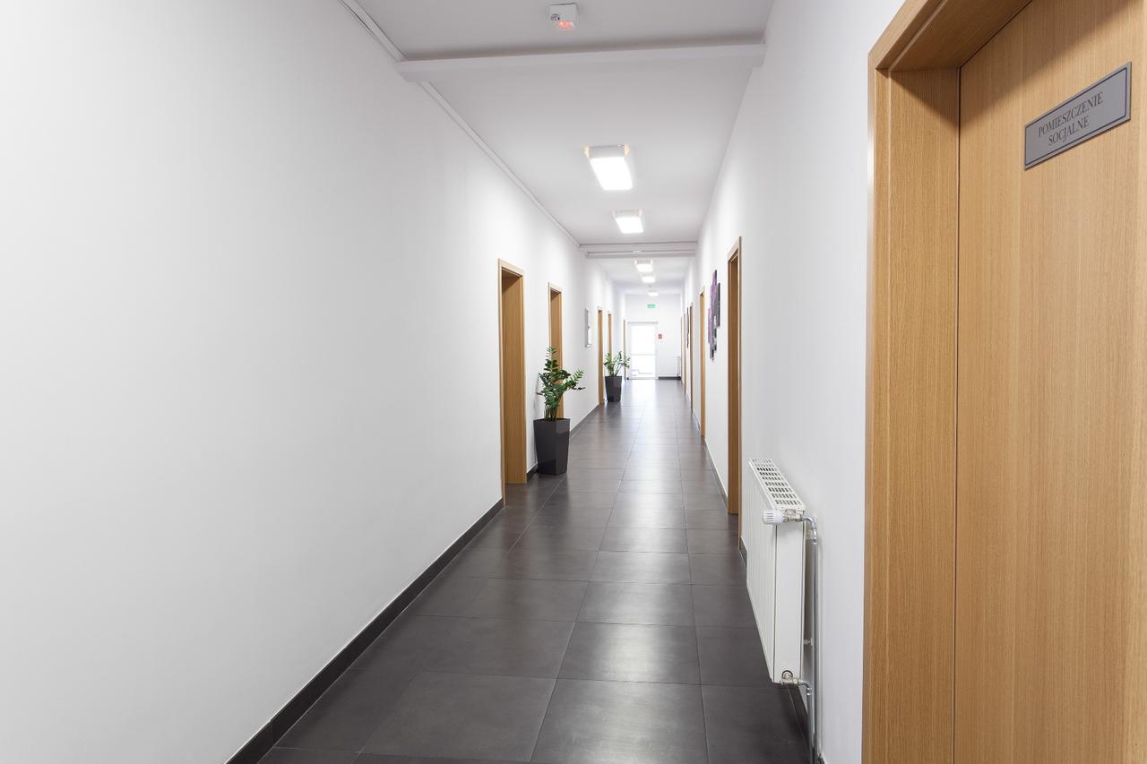 Хостел Dom Studenta Nr 1 Ans W Koninie Конин Экстерьер фото